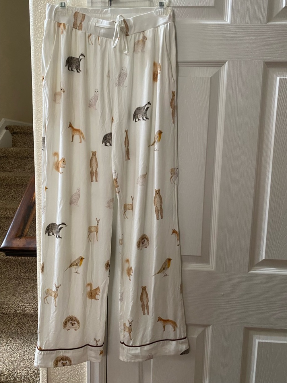 Cozy Earth Medium Cream Animal Print Lounge Pants - Picture 7 of 15